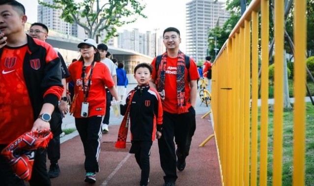 开云-只是一场足球赛，为何价值高达 1.35 亿元！？